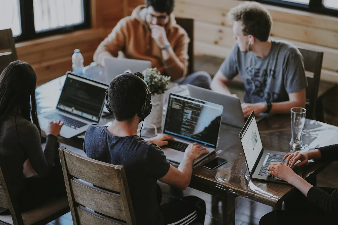 Qubify team at work